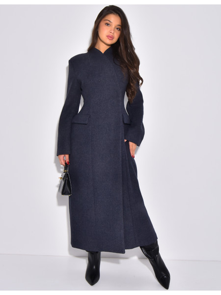 Manteau très long col montant à boutonnière croisée