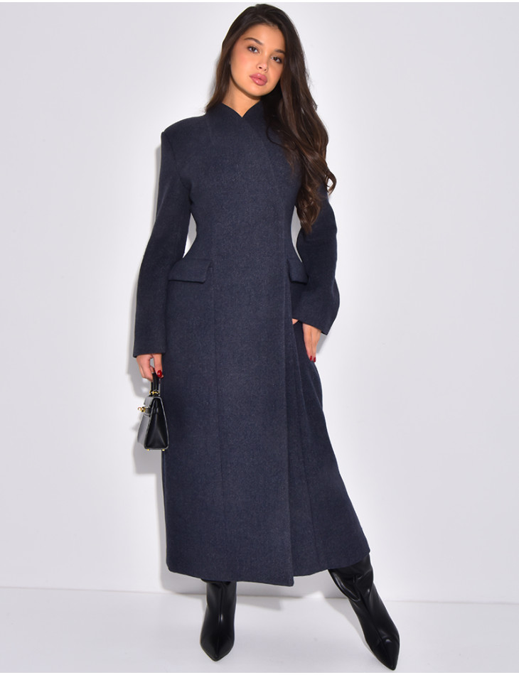 Manteau très long col montant à boutonnière croisée