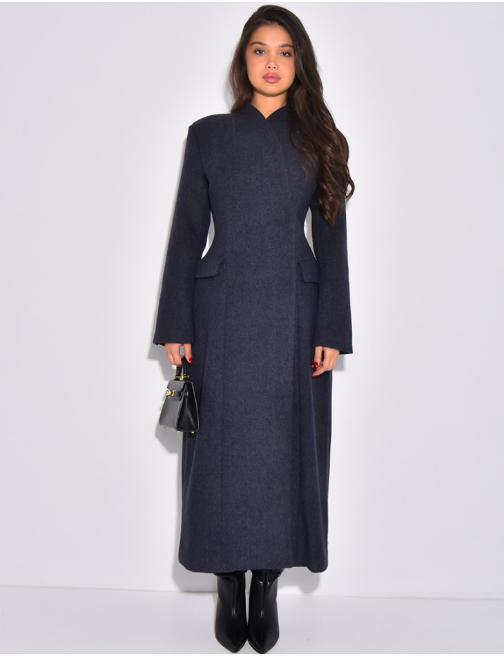 Manteau très long col montant à boutonnière croisée