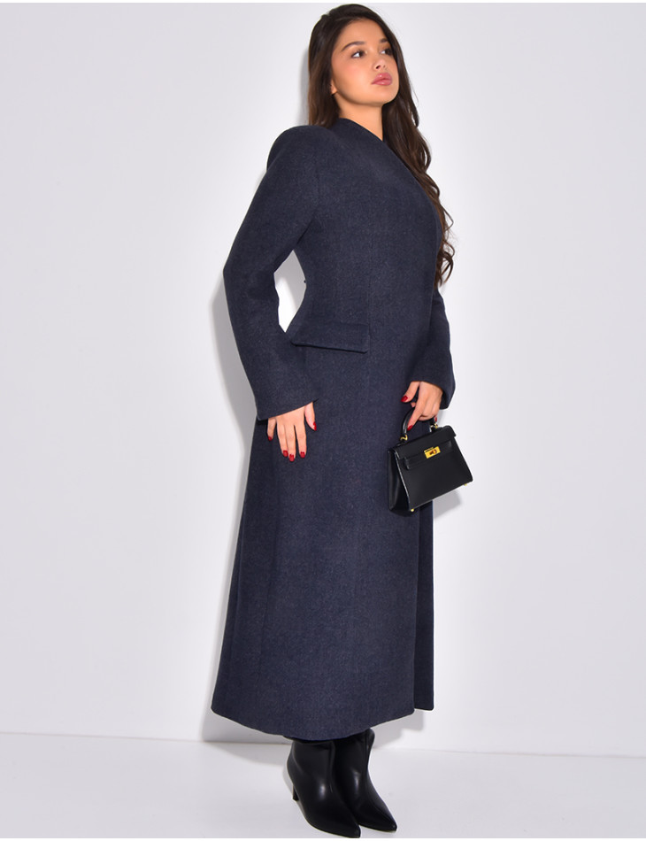 Manteau très long col montant à boutonnière croisée