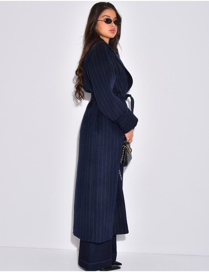 Manteau très long en laine ceinturé à rayures