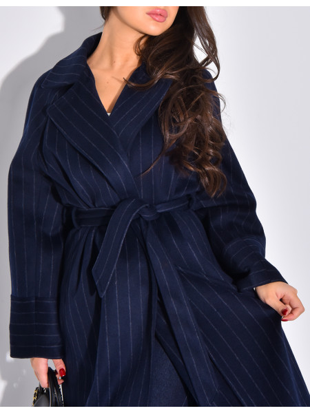 Manteau très long en laine ceinturé à rayures