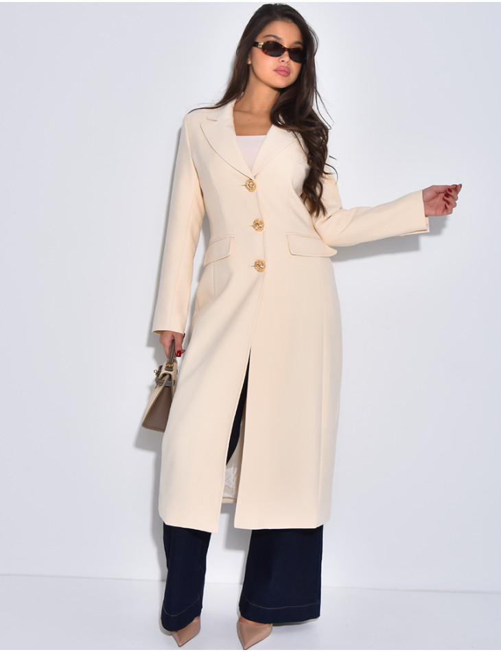 Manteau très cintré à boutons dorés