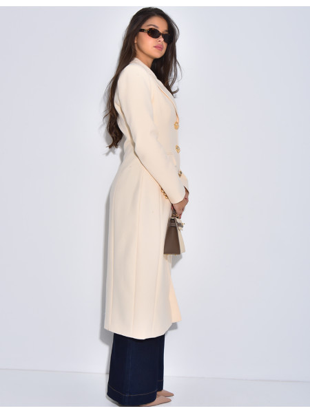 Manteau très cintré à boutons dorés