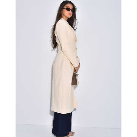 Manteau très cintré à boutons dorés