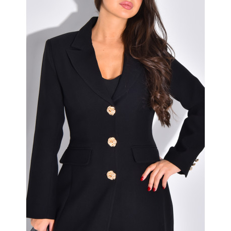 Manteau très cintré à boutons dorés