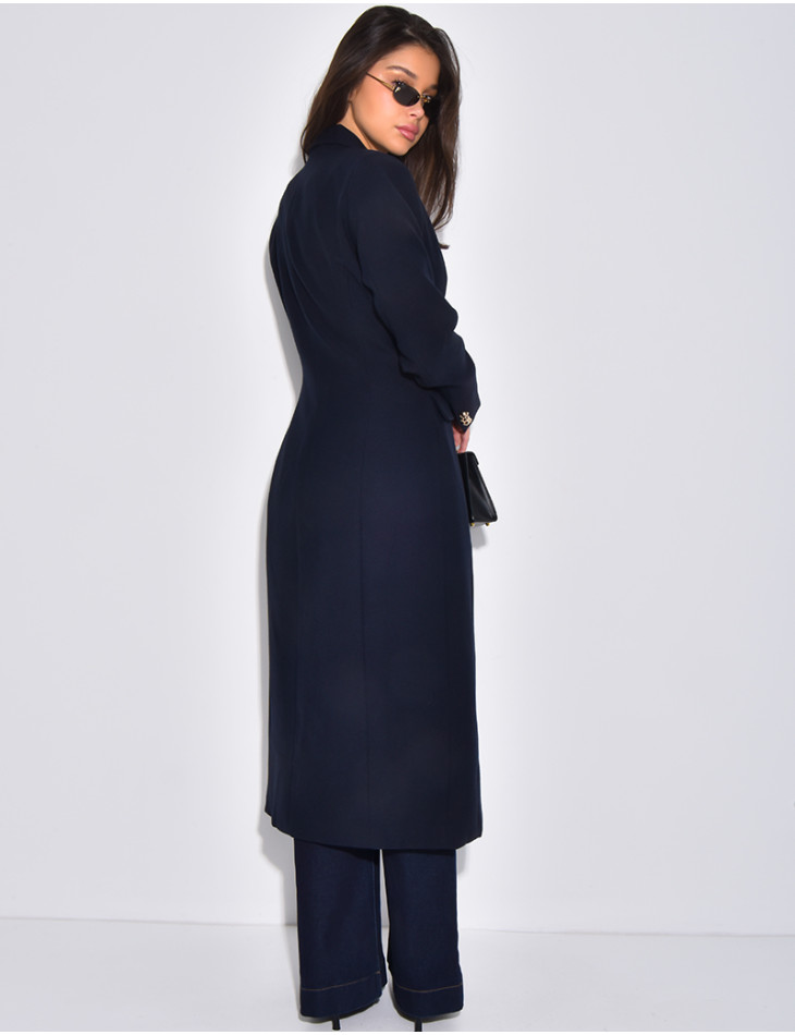 Manteau très cintré à boutons dorés