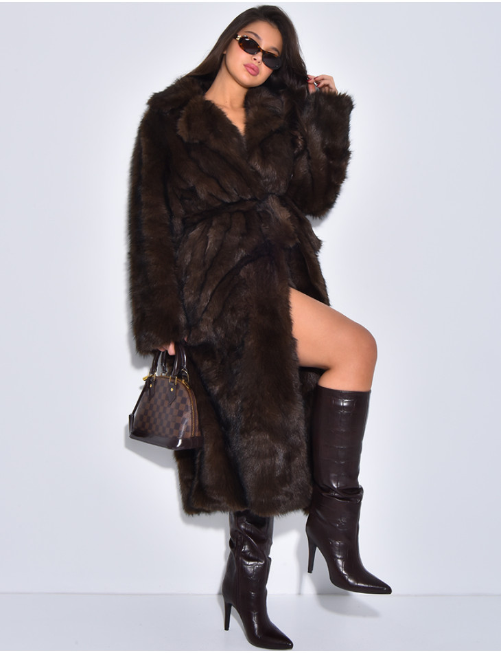 Manteau long en fausse fourrure