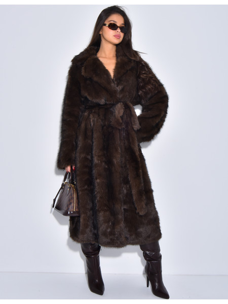 Manteau long en fausse fourrure