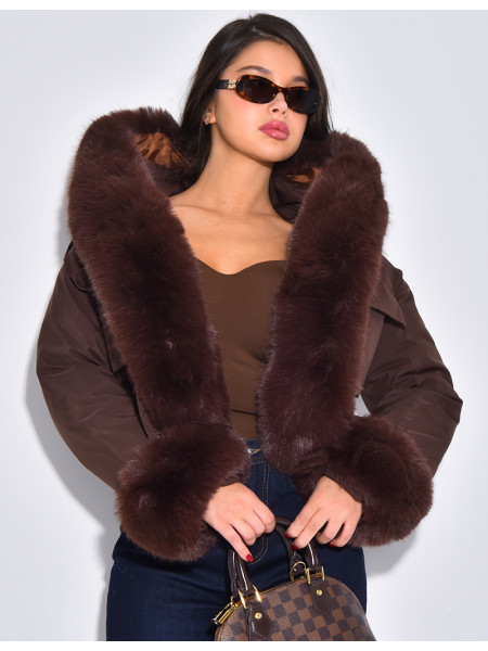 Doudoune courte à fourrure amovible