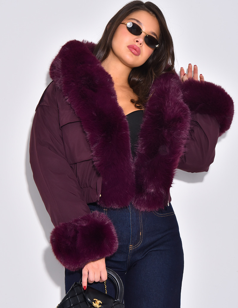 Doudoune courte à fourrure...