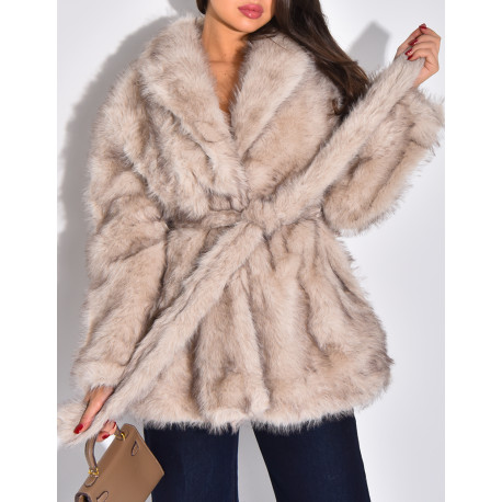 Manteau mi-long en fausse fourrure à ceinture