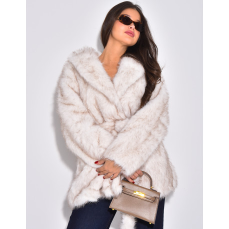 Manteau mi-long en fausse fourrure à ceinture