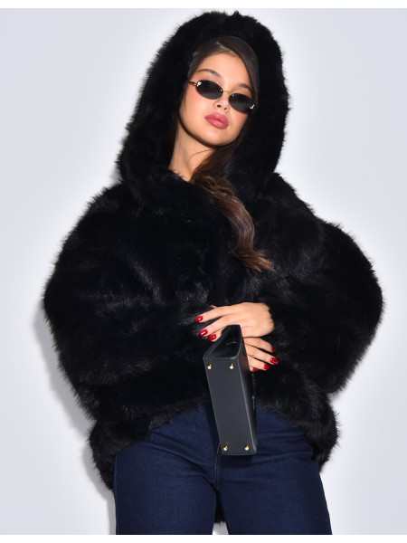 Manteau en fausse fourrure à capuche