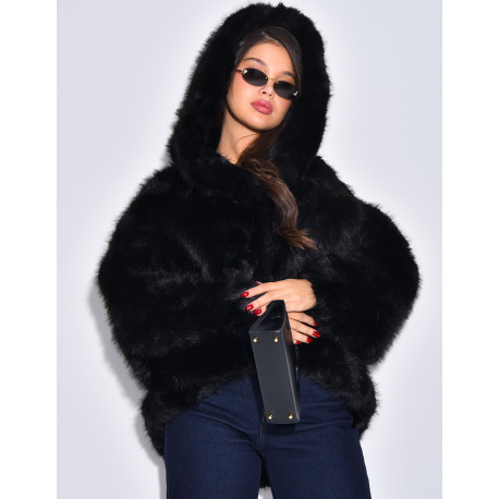 Manteau en fausse fourrure à capuche
