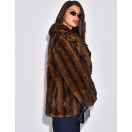 Manteau mi-long en fausse fourrure