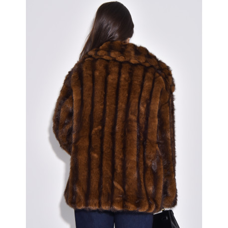 Manteau mi-long en fausse fourrure