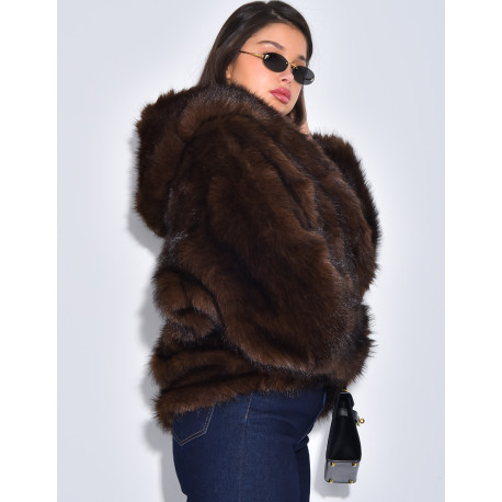 Veste oversize en fausse fourrure à capuche