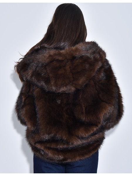 Veste oversize en fausse fourrure à capuche