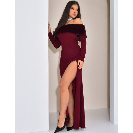 Robe longue épaules dénudées à fourrure