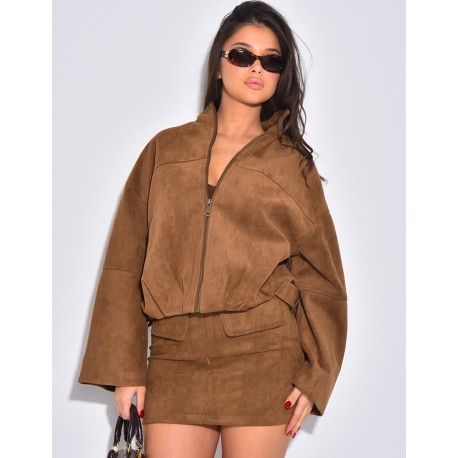 Short, oversized suede-effect bomber jackets