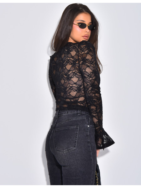 Long-sleeved lace top with lining