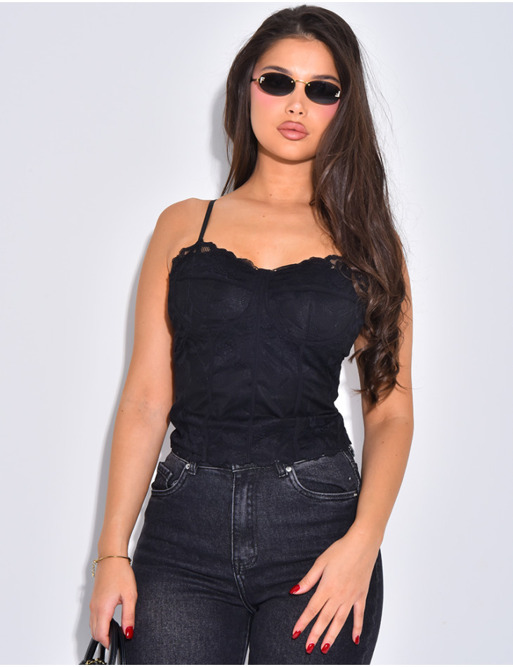 Petit top bustier en dentelle