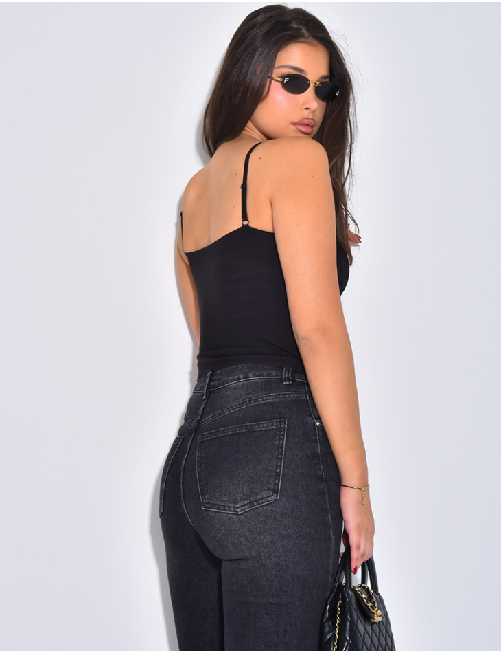 Petit top bustier en dentelle