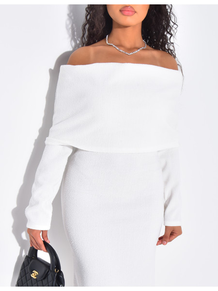 Robe longue col bateau texturée