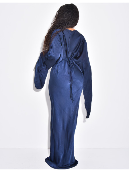 Robe longue ample à cintrer à la taille en tissu texturé