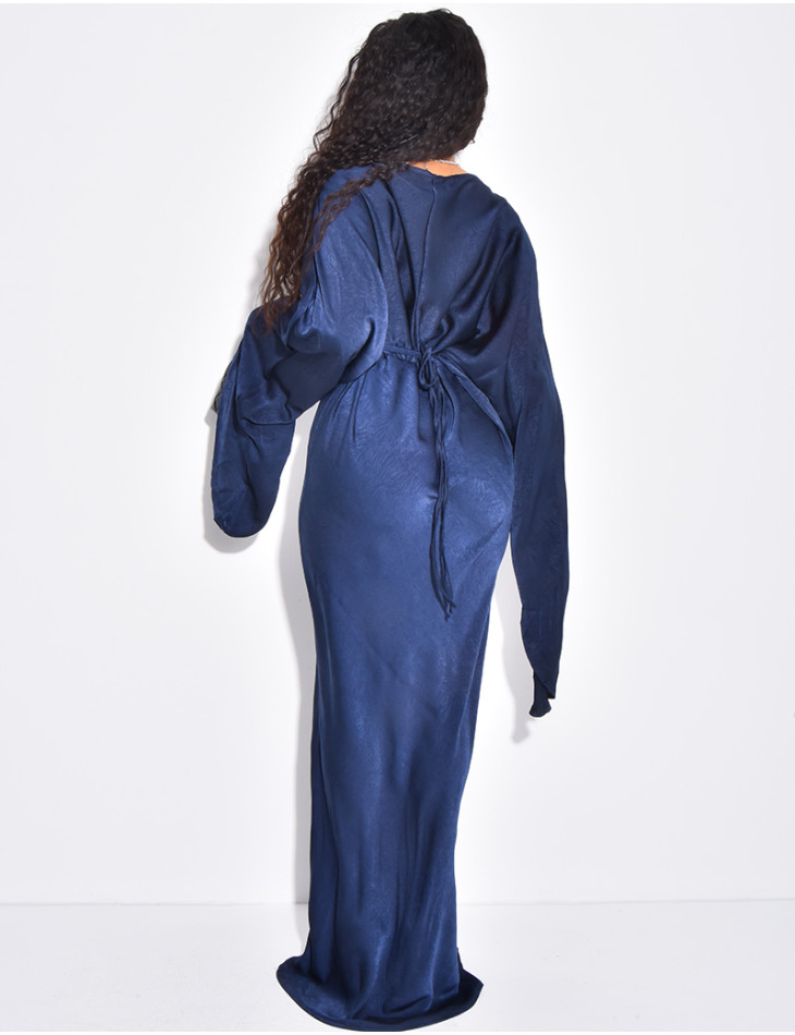 Robe longue ample à cintrer à la taille en tissu texturé