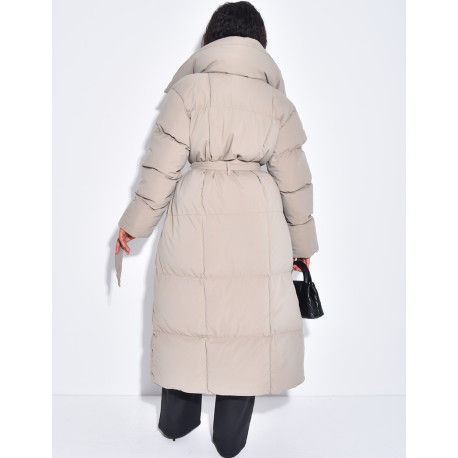 Lange, gesteppte Daunenjacke zum Binden