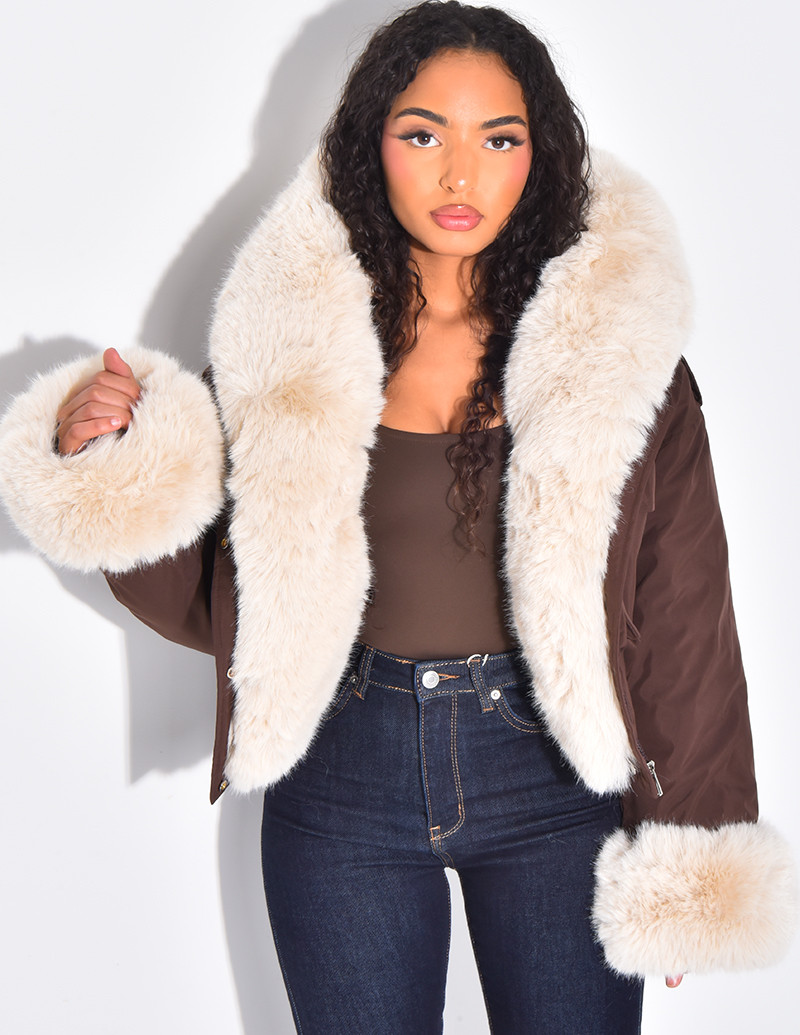 Doudoune courte à fourrure...