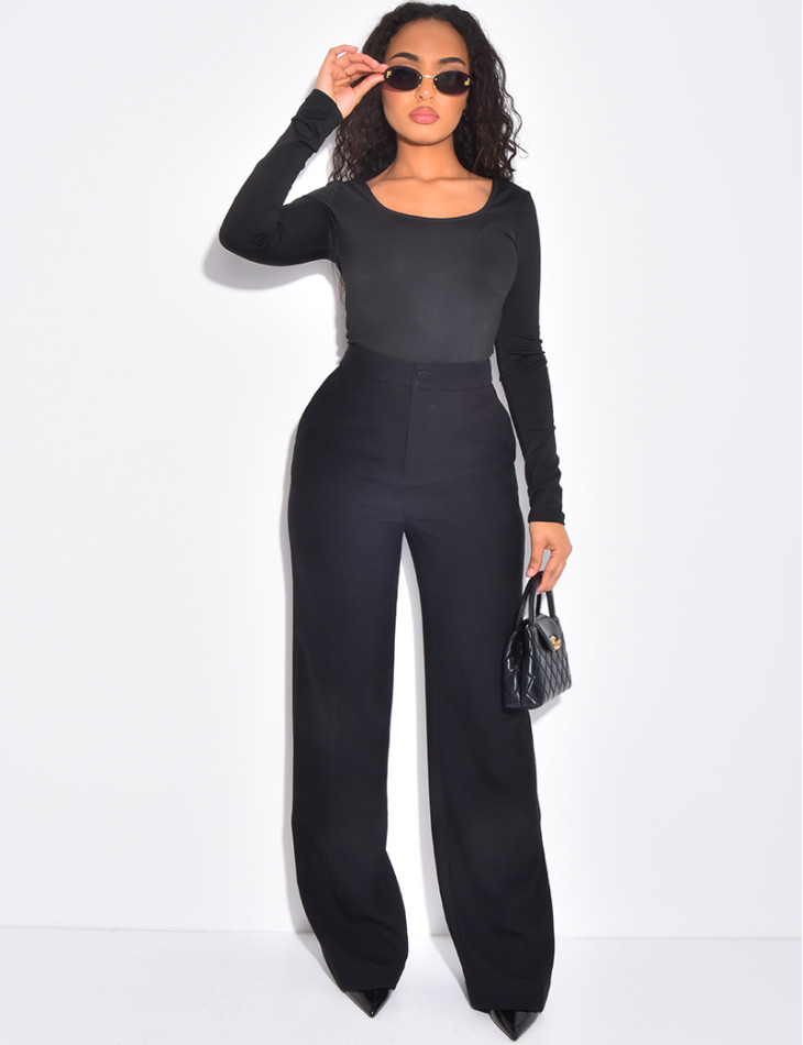 Pantalon de tailleur en laine assortie au manteau cintré