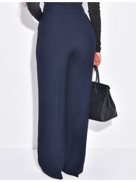 Pantalon de tailleur en laine assortie au manteau cintré