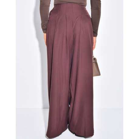 Pantalon coupe droite taille haute à pinces