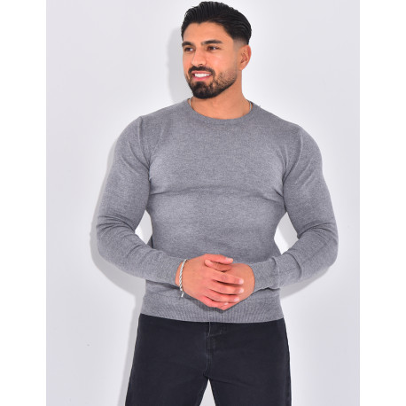 Dünner Pullover mit Rundhalsausschnitt