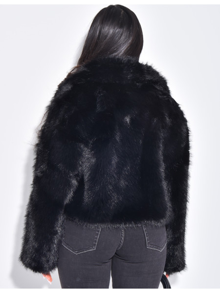Veste courte en fausse fourrure zipée