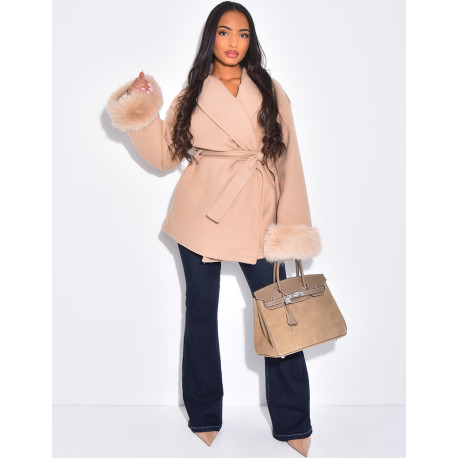 Short wrap coat with fur on the sleeves