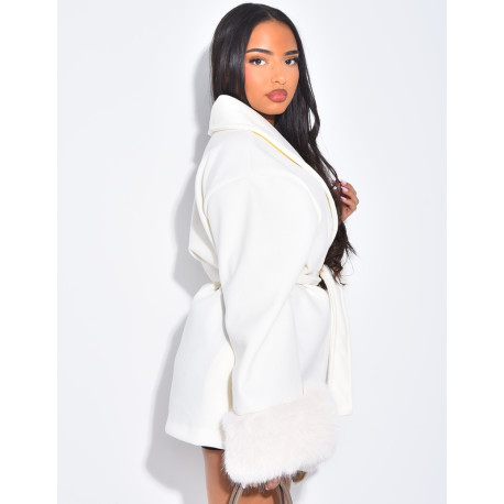Short wrap coat with fur on the sleeves