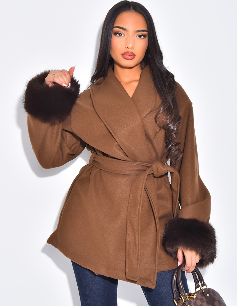 Manteau court cache-coeur à...