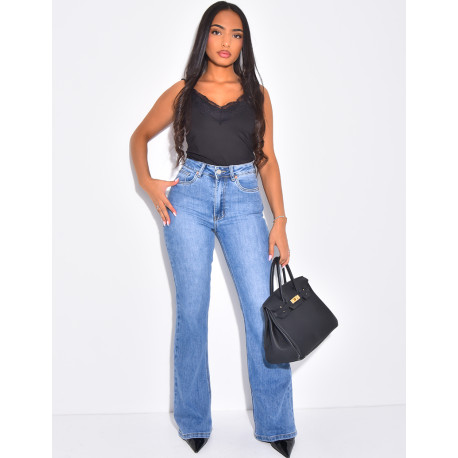 Skinny stretch jeans with flared legs