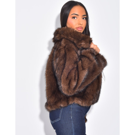 Short faux fur jacket with zip