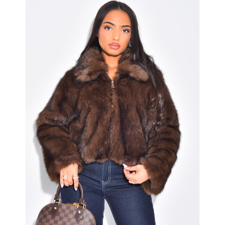 Short faux fur jacket with zip