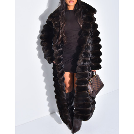 Manteau très long en fausse fourrure effet matelassé
