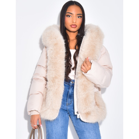 Short quilted jacket with fur trim and hood