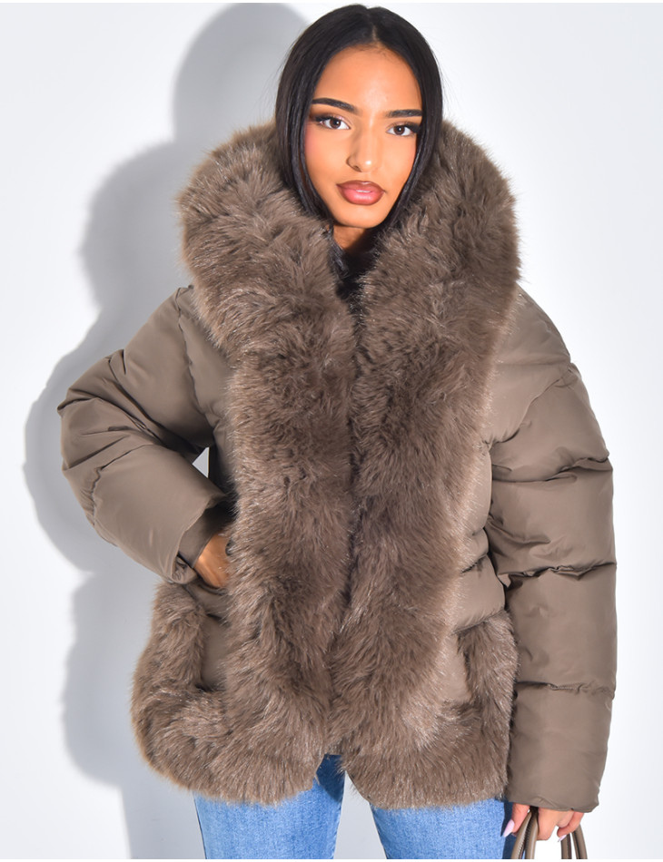 Short quilted jacket with fur trim and hood