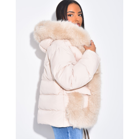 Short quilted jacket with fur trim and hood