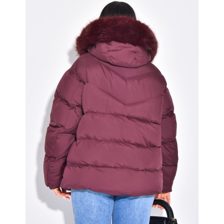 Doudoune courte matelassée à fourrure et capuche