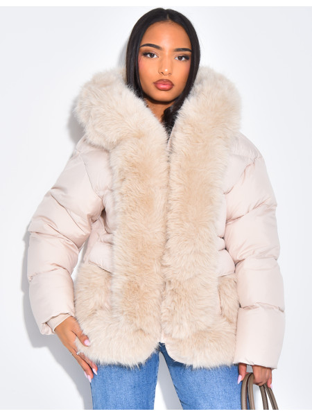 Short quilted jacket with fur trim and hood